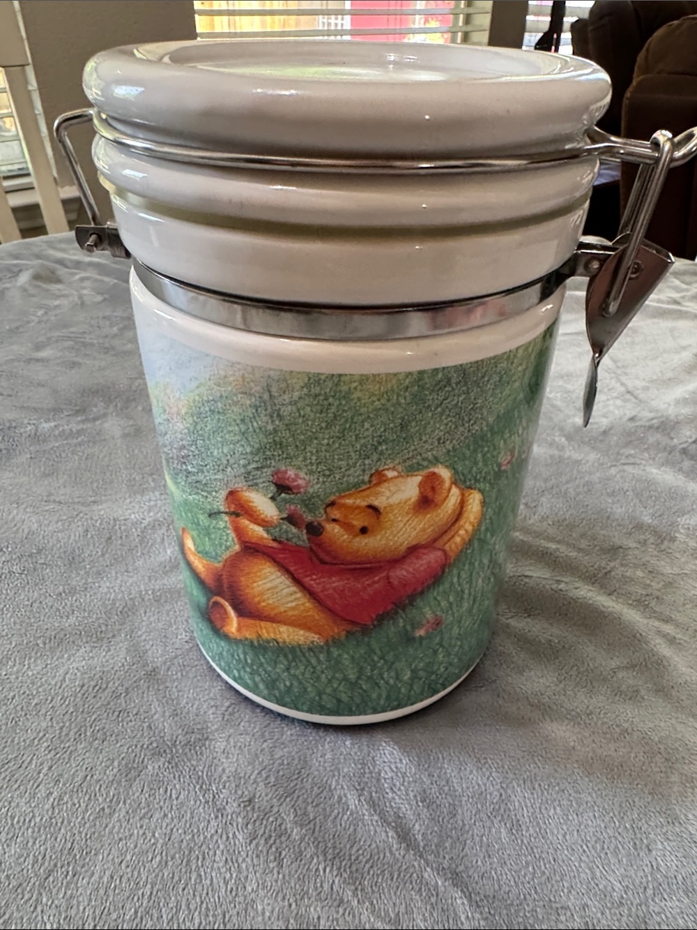 DISNEY WINNIE the POOH Canister Jar Metal Clasp Closure 8” x 5” Kitchen Storage